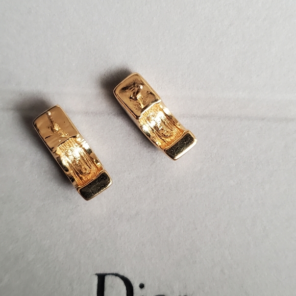 Christian Dior earring - Picture 5 of 8